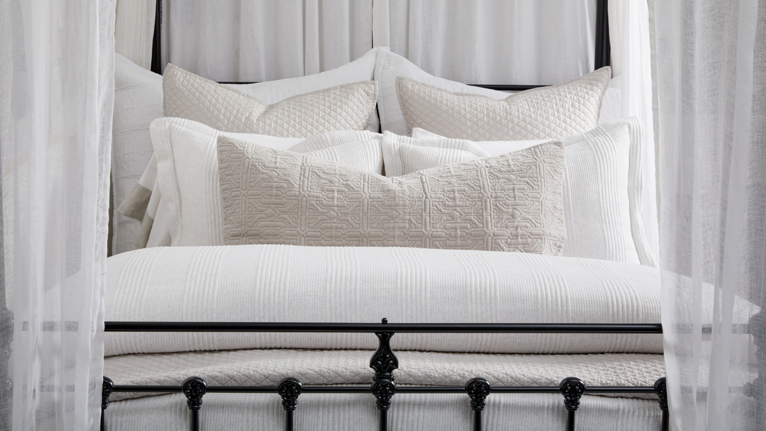 Monarch Canopy Queen Bed